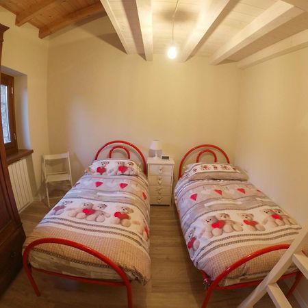 Zogno Casa Vacanza Pratolungoヴィラ エクステリア 写真